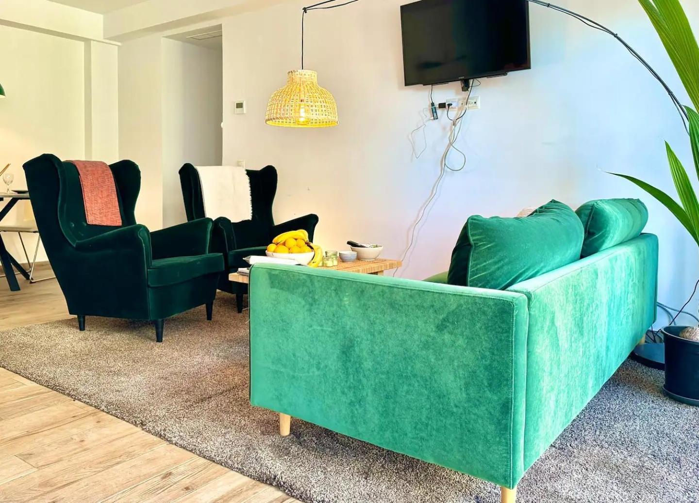 Alex Bed & Breakfast - Your Home Away Including Breakfast - In A Real Home Фуeнхирола Екстериор снимка